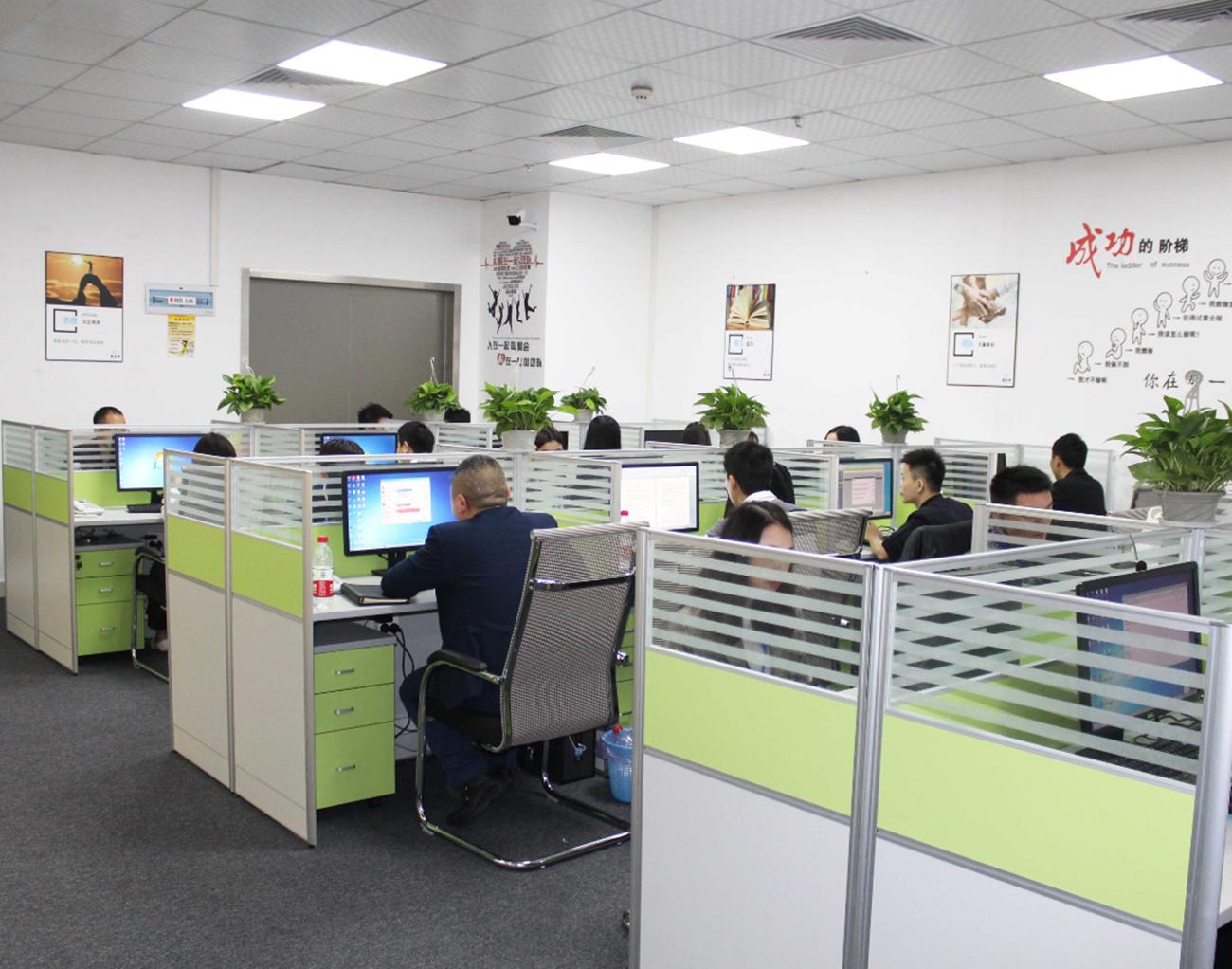 专科学历真的有那么难就业吗,本科生与专科生哪个更容易就业