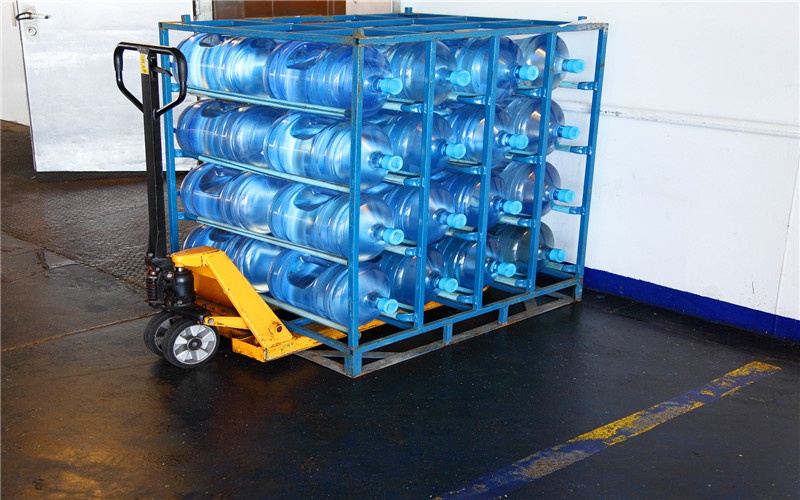 有没有适合没有技术的人赚钱方法,五十岁左右还有能赚钱的方法吗