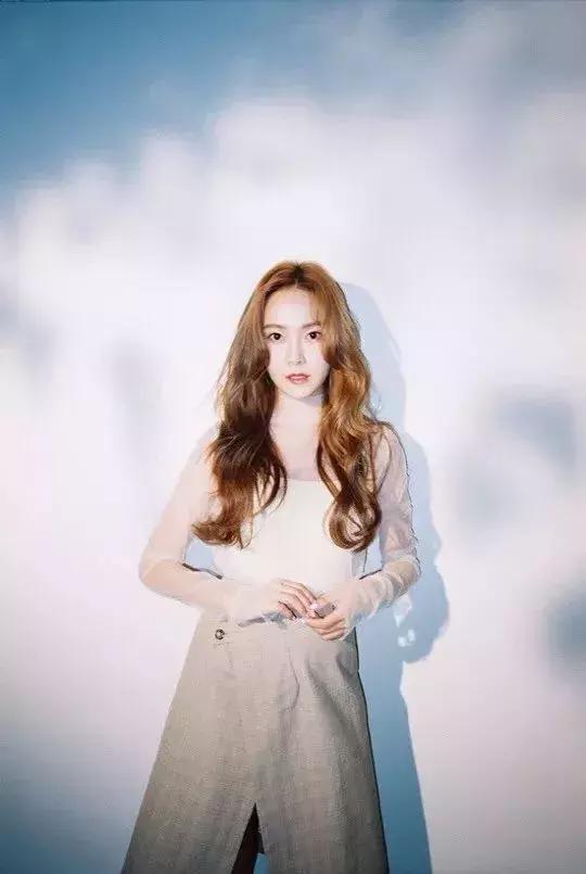 倒三角长脸发型2021流行发型,发型设计与脸型搭配方形脸