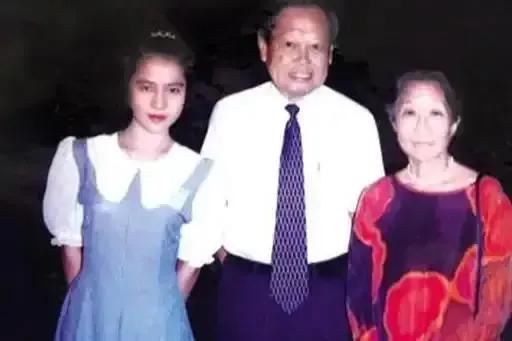 翁帆第一次婚姻失败原因,翁帆以前结过婚吗有孩子吗