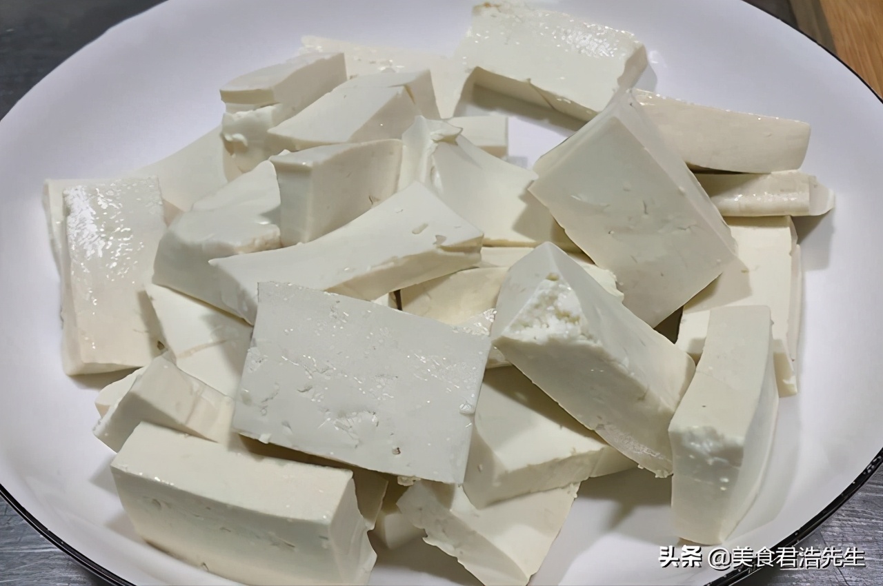 过年要吃鱼教你懒人做法用料简单,天冷就要多吃鱼