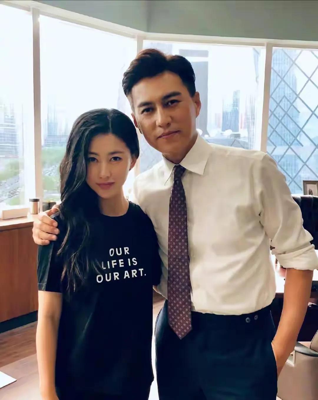 老了和年轻时不一样的男明星,早过了30岁却满满少年感的男明星