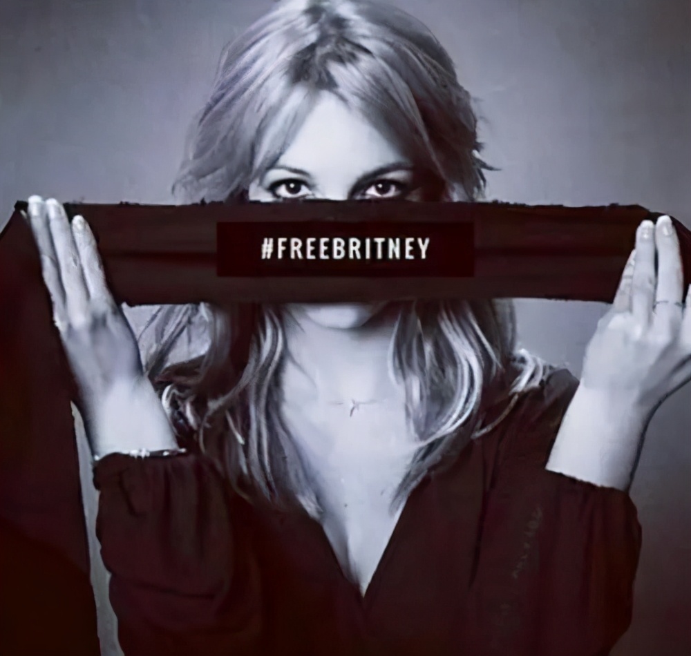 被当“赚钱机器”12年，小甜甜布兰妮逃离父亲又失败了