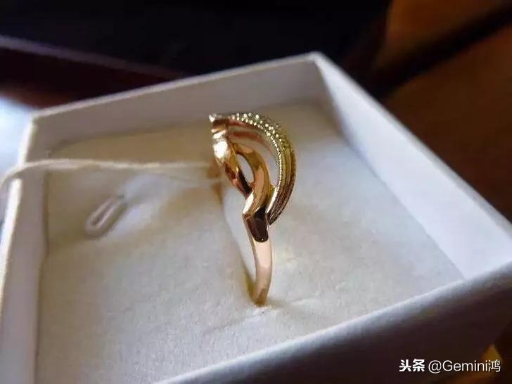 国外结婚戴黄金,外国人嫁给中国人带很多金饰