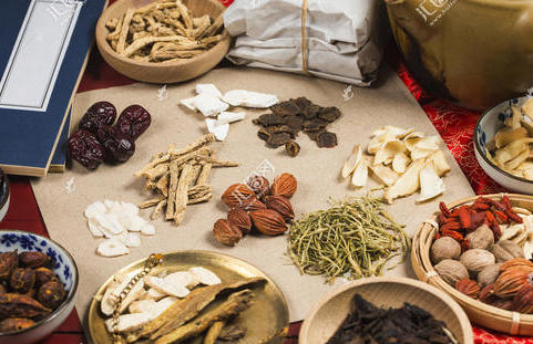 中成药之六味地黄丸可治这12种病,六味地黄丸用中药好还是中成药好