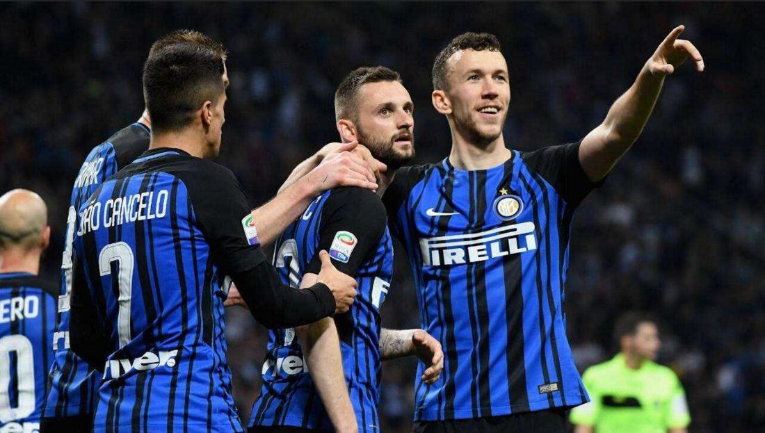 全世界都帮你，你却不要！网友：对不起熬夜看球的球迷！