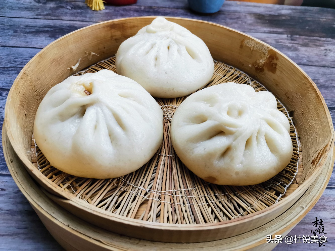 包子皮要甜的好还是咸的好,包子皮压的好还是擀的好