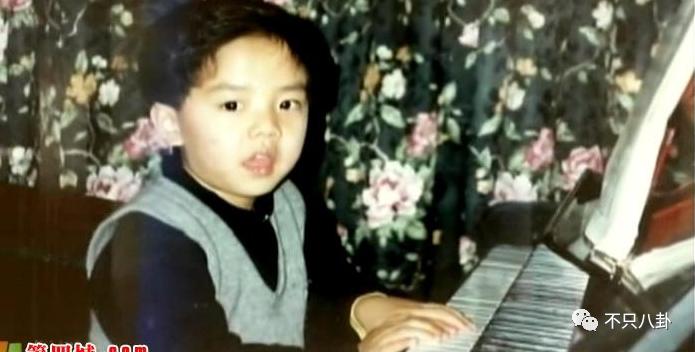 新恋情曝光后，李昇基却遭全网吐槽“疯了才会找这样的女友”...