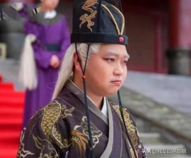 周星驰演的酱爆,还记得周星驰功夫中的龅牙珍吗