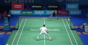 怎么区分羽毛球菜鸟和高手,球场上怎么区分高手和菜鸟