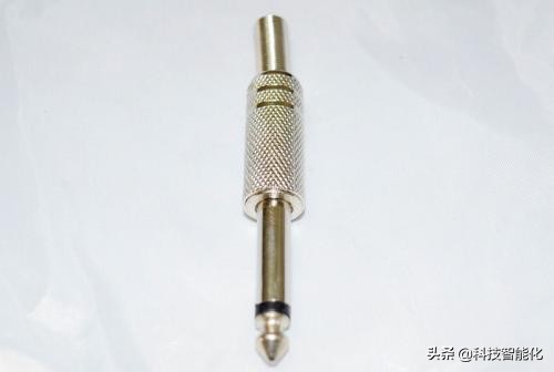 10万音响系统配什么线材,什么音响系统需要换线材