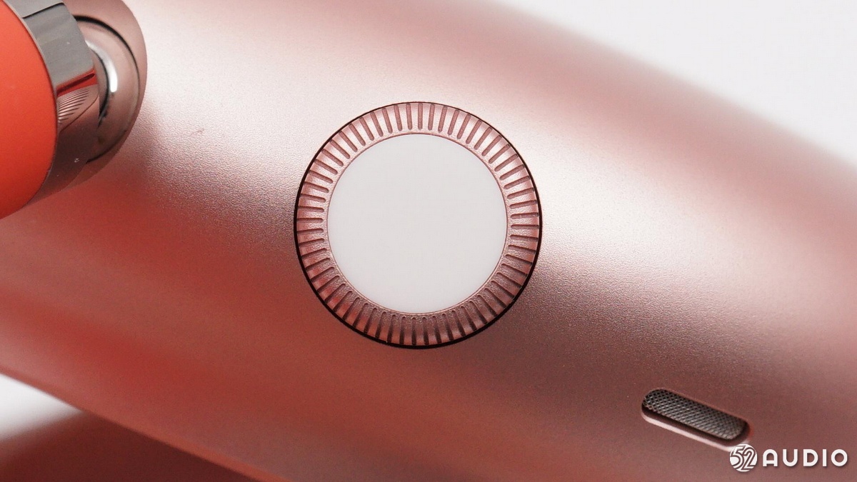 airpodsmax耳机评测,2024年苹果airpodsmax值得买吗