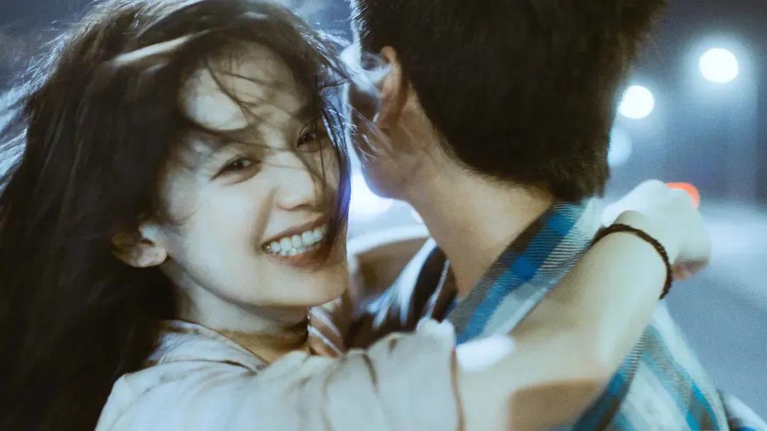 贵圈初恋脸大饼这么好恰？通稿乱飞，盘盘周冬雨背后的“学人精”