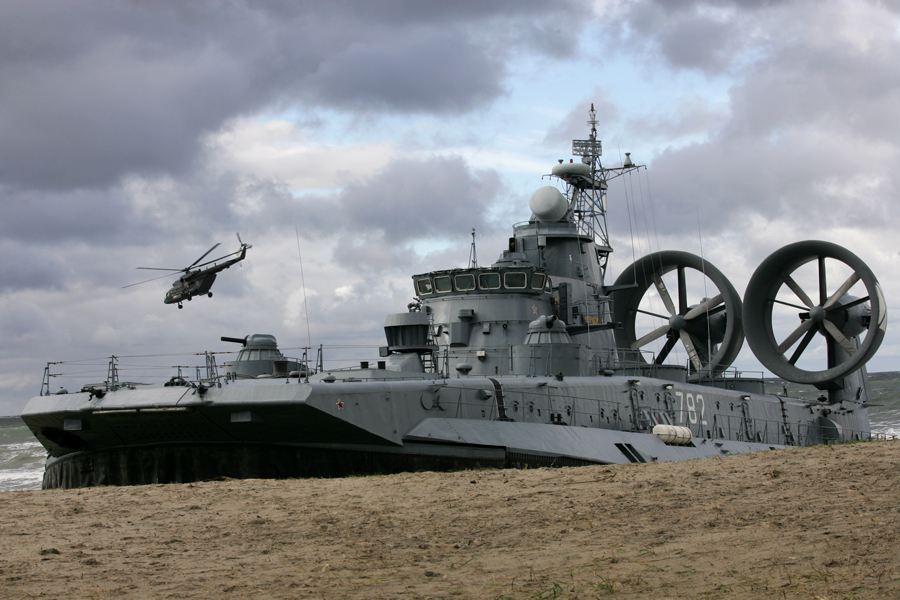 野牛级气垫登陆艇，近海登陆战的“霸王龙”