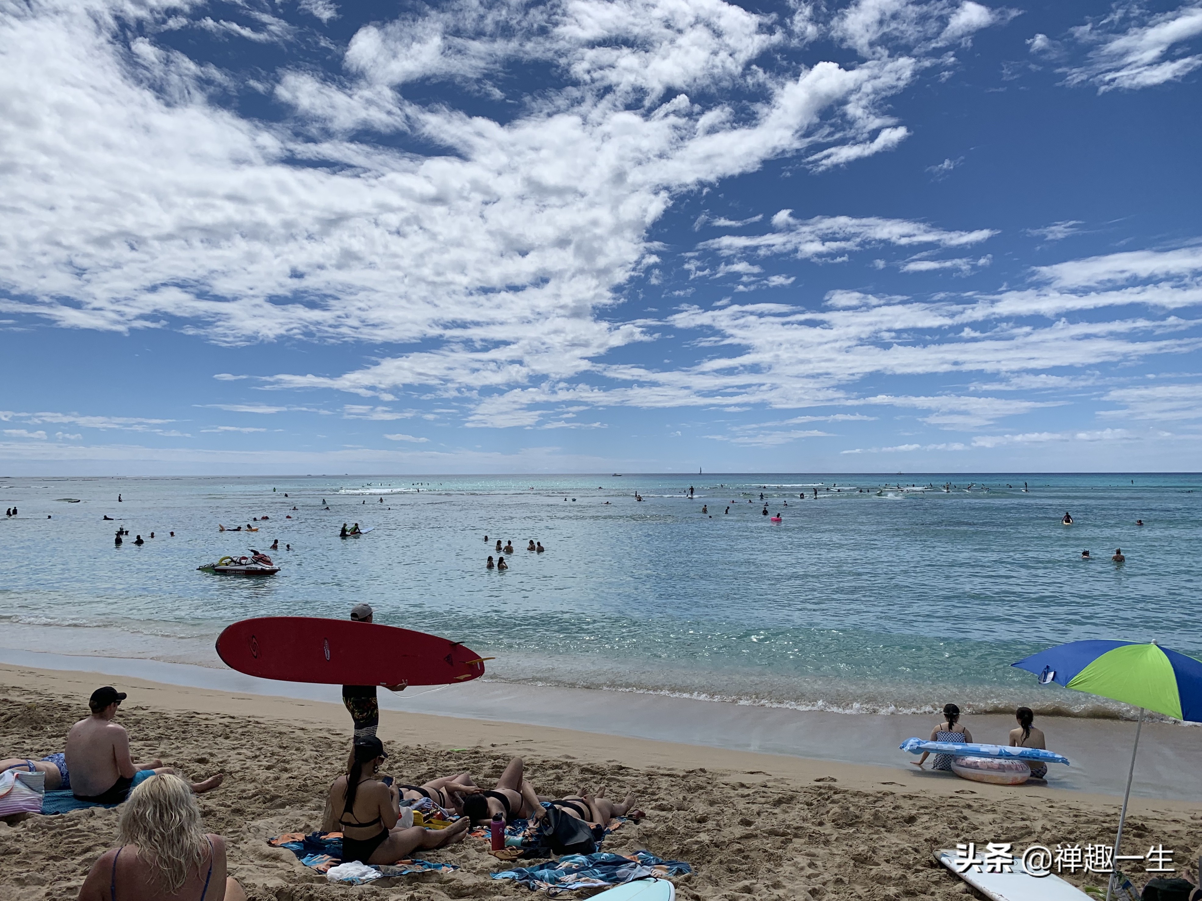 西班牙人哪里有好玩的,西班牙人看巴塞罗那