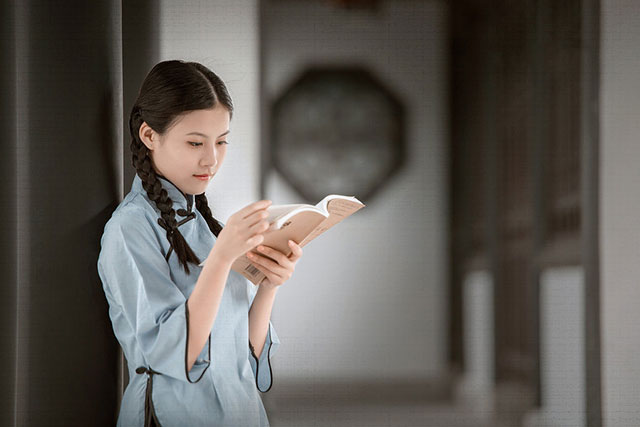 新手如何做短视频卖书,最简单最直接的卖书短视频