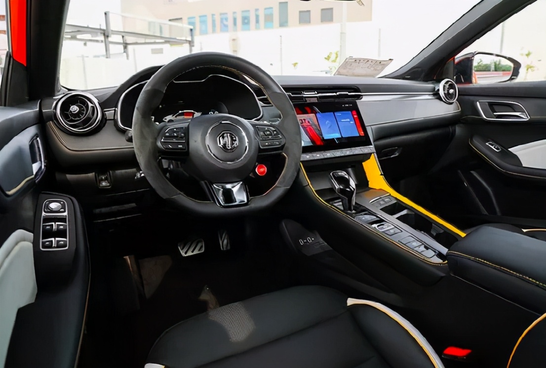 激进前卫全新mg6pro预告图发布,运动轿跑第三代mg6pro上市