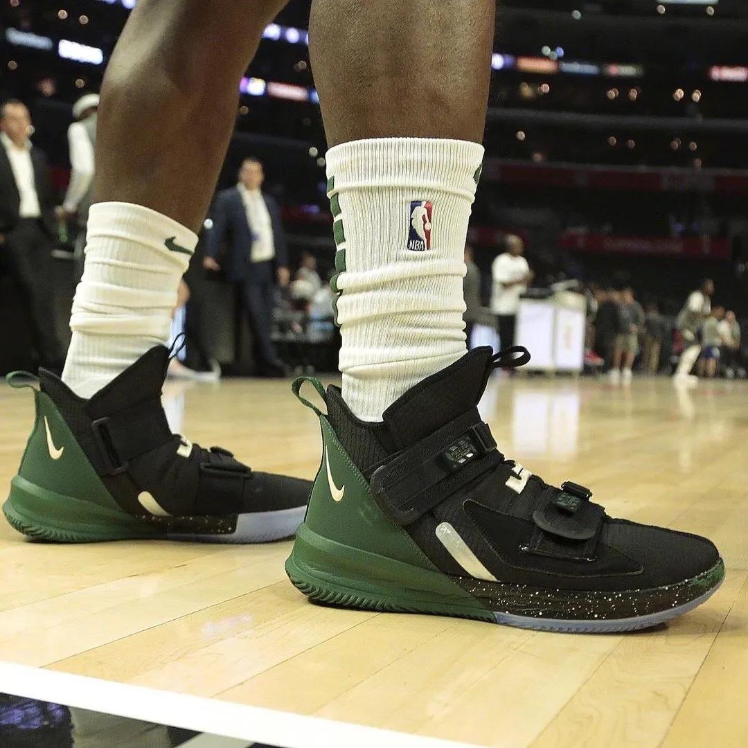 NBA球员上脚：球员穿的詹姆斯战靴，富尔茨和布朗尼很帅气！