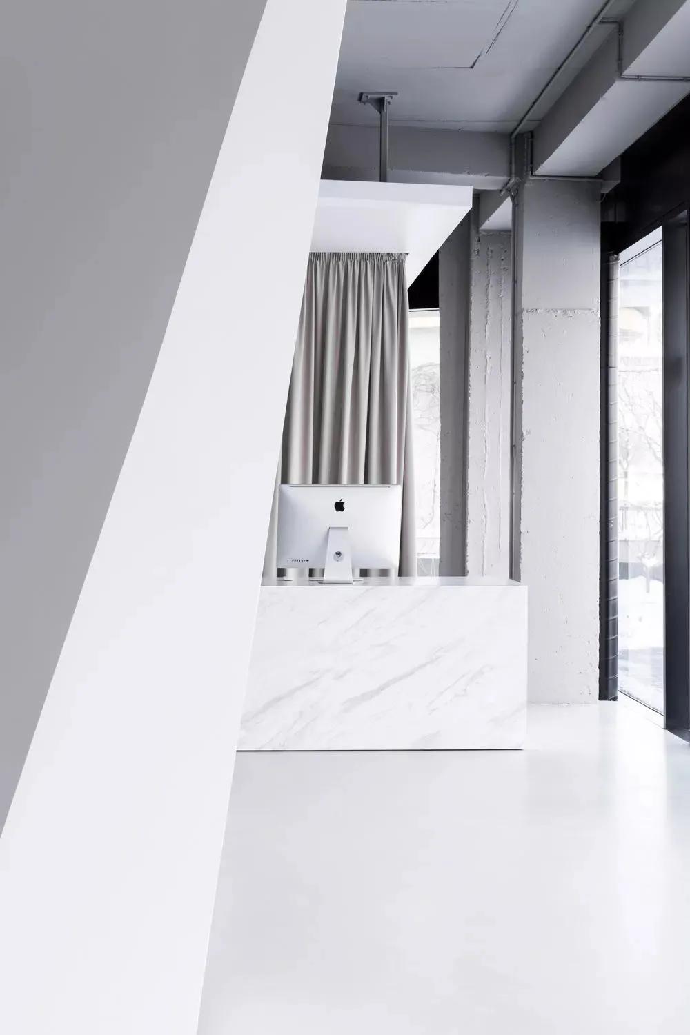 办公室装修32款极简前台,办公室装修前台背景墙怎么选