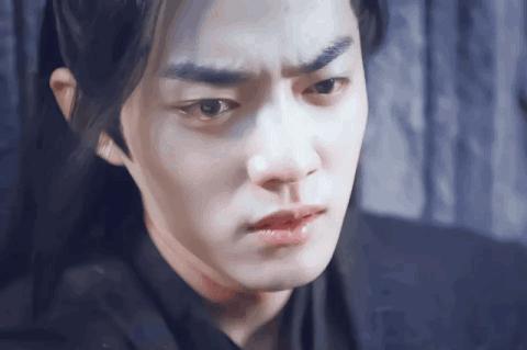 肖战绝世侧颜,肖战绝美回眸