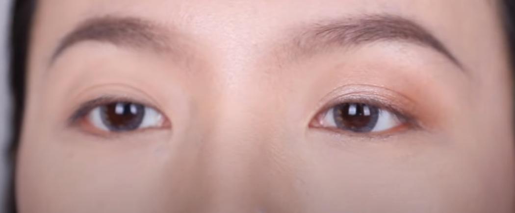 儿童粉色眼影的画法步骤大全,眼影化妆步骤的先后顺序图