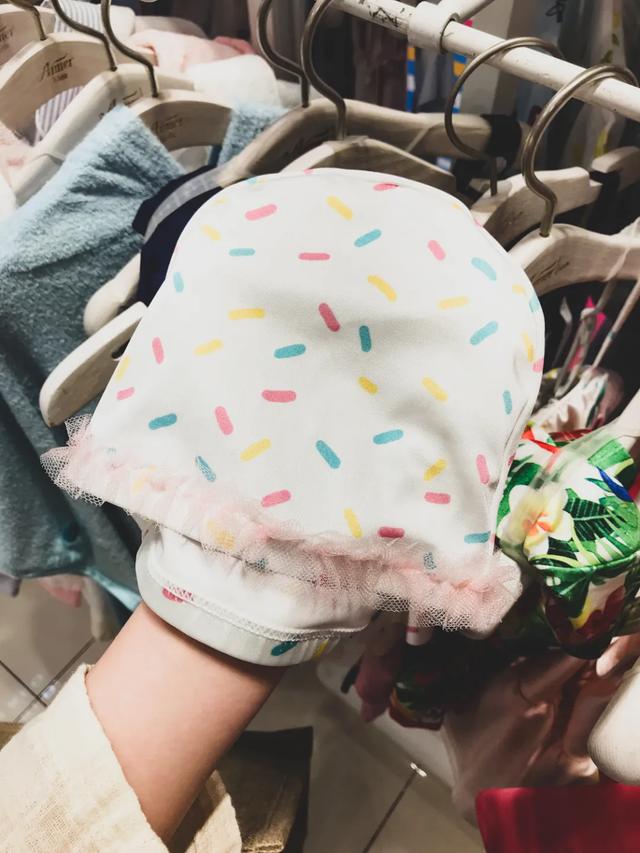 带宝宝潜水用什么泳镜,儿童初学潜水需要买泳帽吗