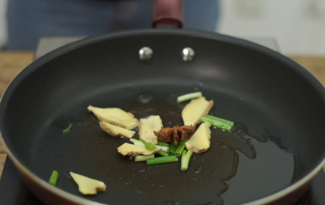 鸡腿裹面粉的做法,好吃的可乐鸡翅和可乐鸡腿怎么做