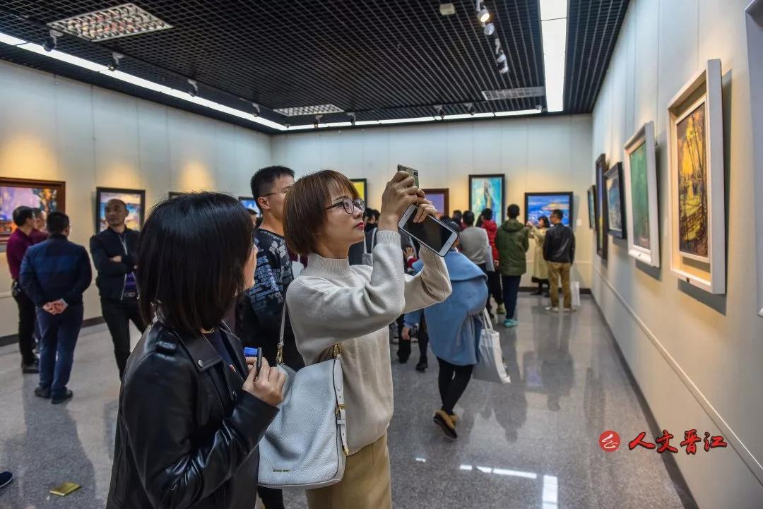画笔寄乡思|潮起晋江——张及时油画艺术展在晋江开幕