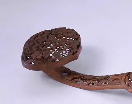 古人挠痒神器，一柄在握，岁美人和