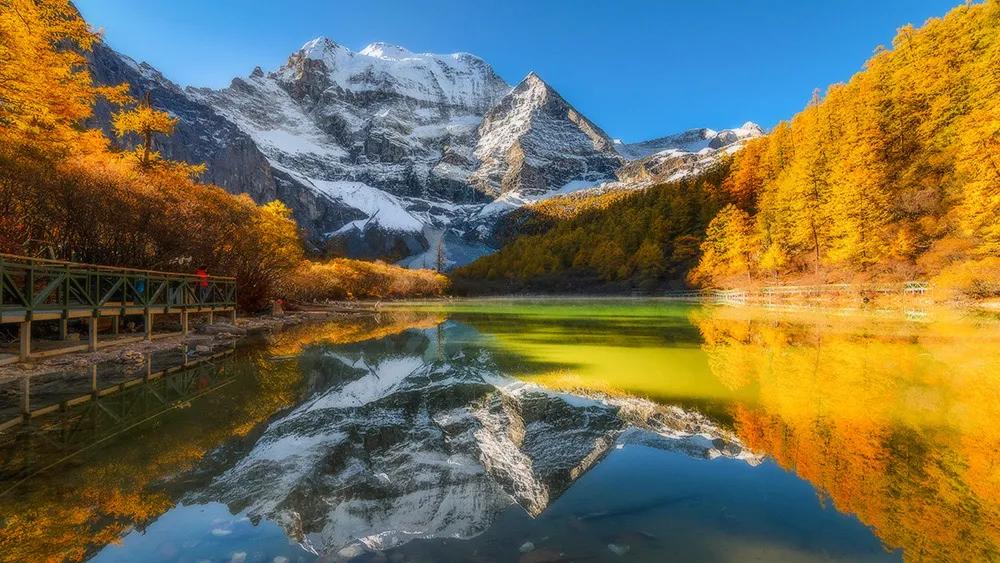 9月国内最美的10个最佳旅行地推荐,金秋十月寻找最美旅行地