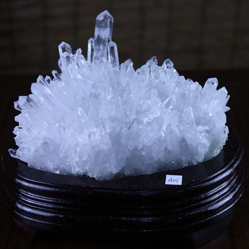 水晶有能量吗科学解释,水晶只有纯天然的才有能量吗