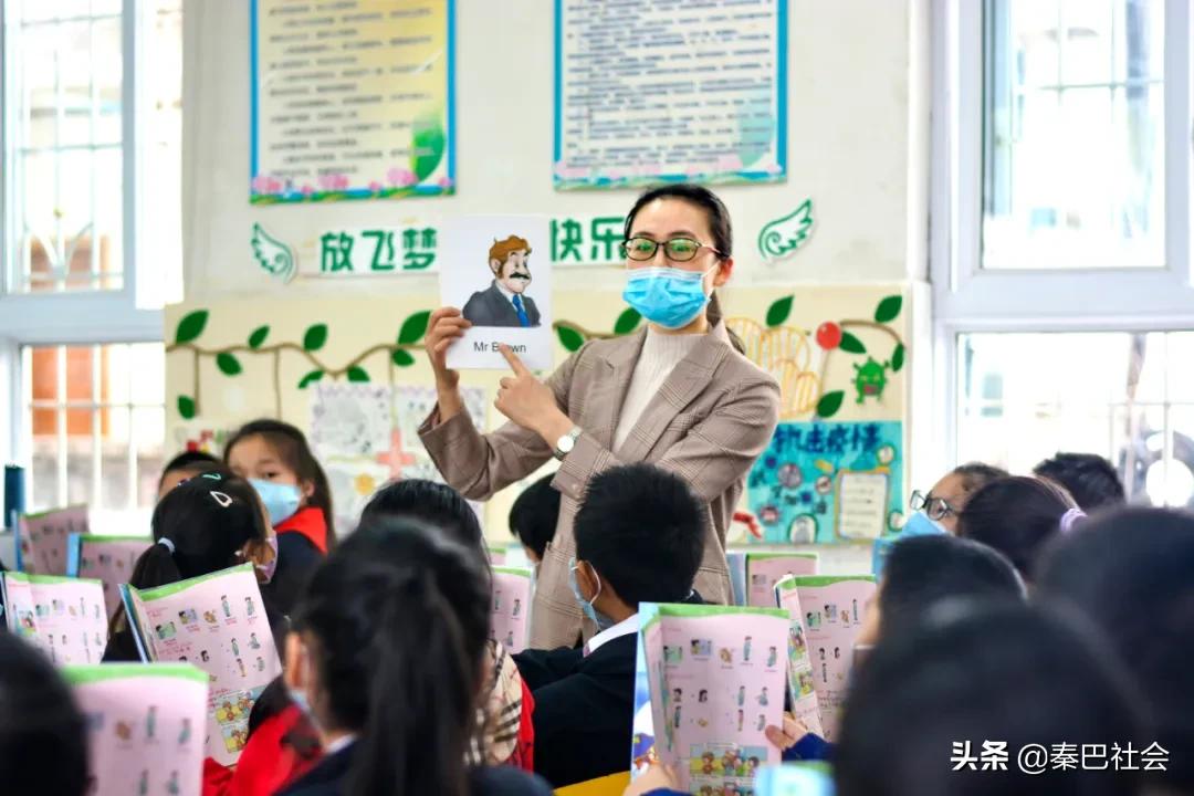 巴州三小开学视频,三小疫情