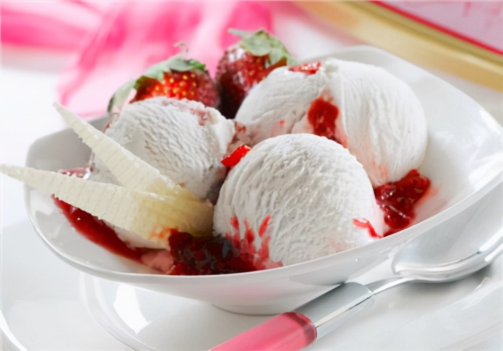 搞定一个女人的关键做到三个主动,搞定一个女人需要做什么