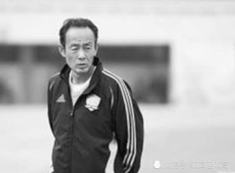 北京足球宿将现身梅县球王故乡球队重现传说中的小快灵