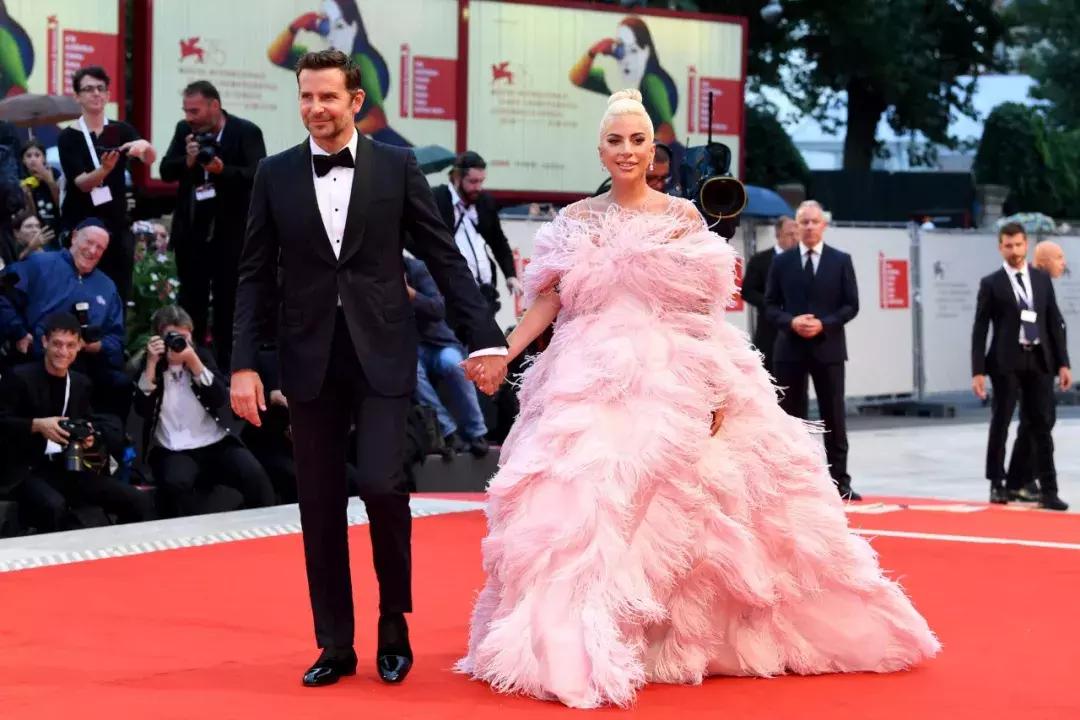 ladygaga2018杂志,ladygaga或许才是最后的赢家