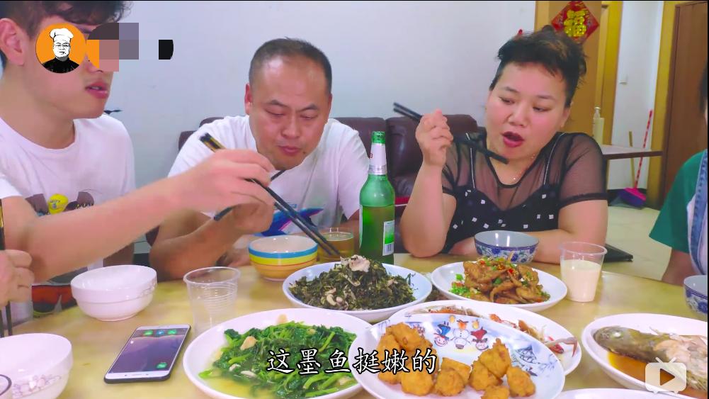 咸菜炒小墨鱼仔的做法,咸菜炒墨鱼的家常做法视频