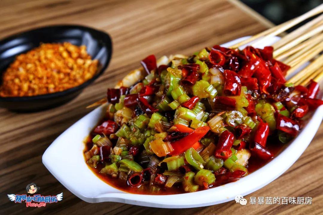 从烧烤地摊到清新小店，俩小伙用实际行动告诉你啥叫好吃的海鲜！