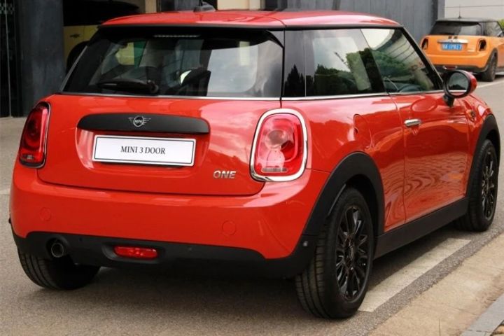 16万买进口“宝马”，前3年保养免费，不仅能撩妹，还倍有面儿