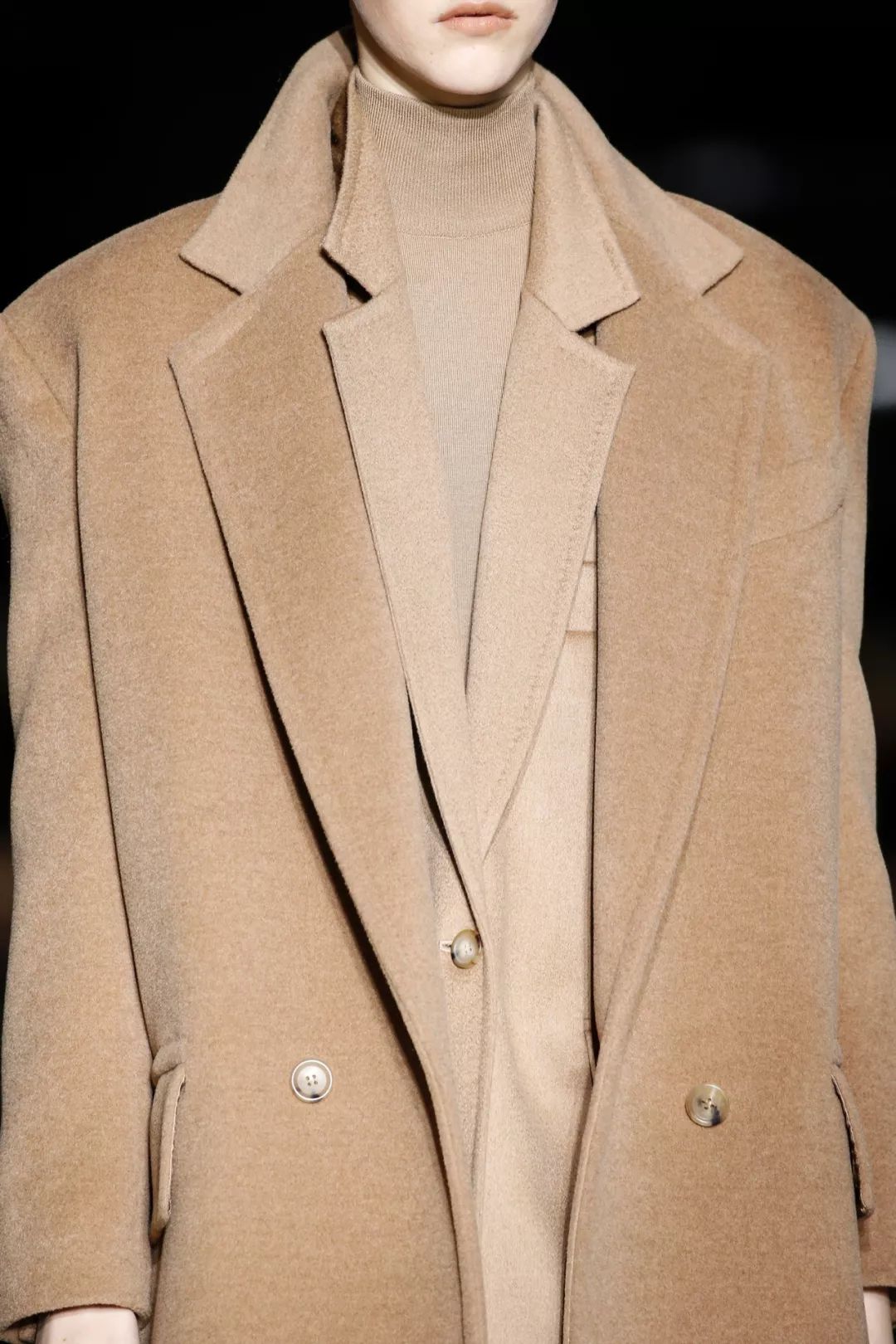 MaxMara男士穿搭,maxmara黑色西装外套怎么搭