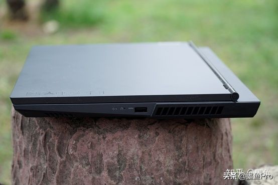 联想拯救者r7000新款八核测评,拯救者r70002021款游戏测评