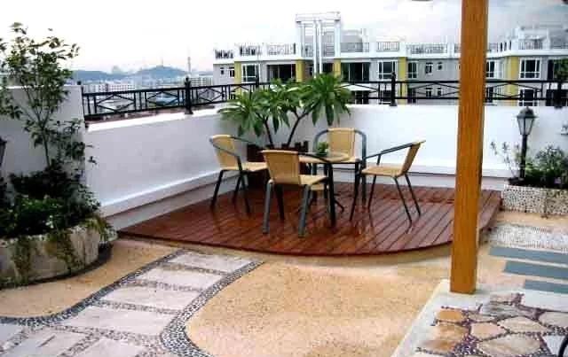 小区楼顶属于顶楼还是公共平台,楼顶算不算业主公用面积