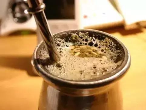 一方一俗，十八个国家的饮茶法