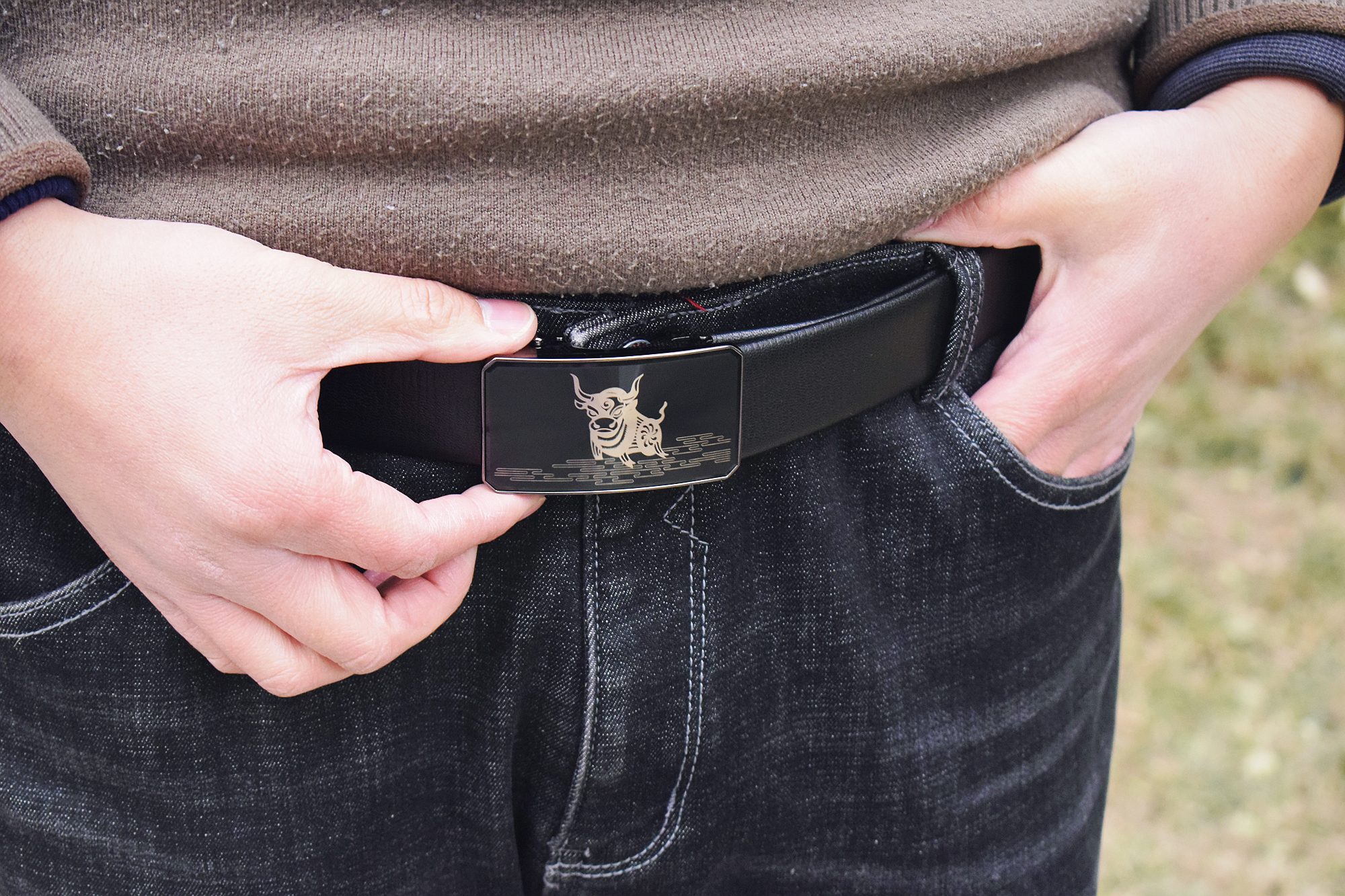 牛年行大运，经典永流传！七面十二生肖“一起牛”皮带赏评