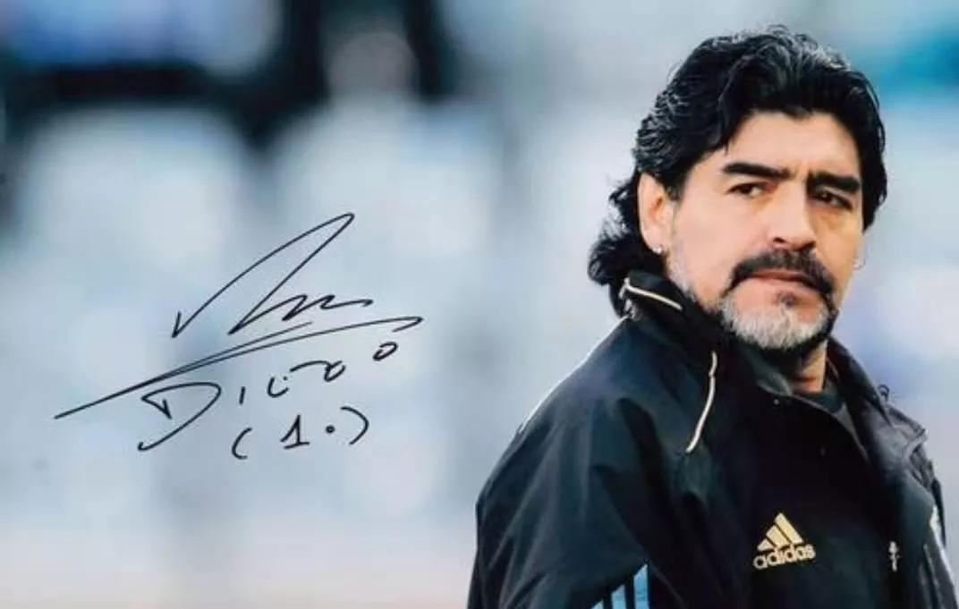 一代球王陨落马拉多纳逝世,一代球王马拉多纳为何死亡