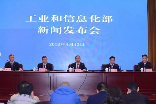 铃木贱卖公交事故频出2018年车圈年度大事件盘点