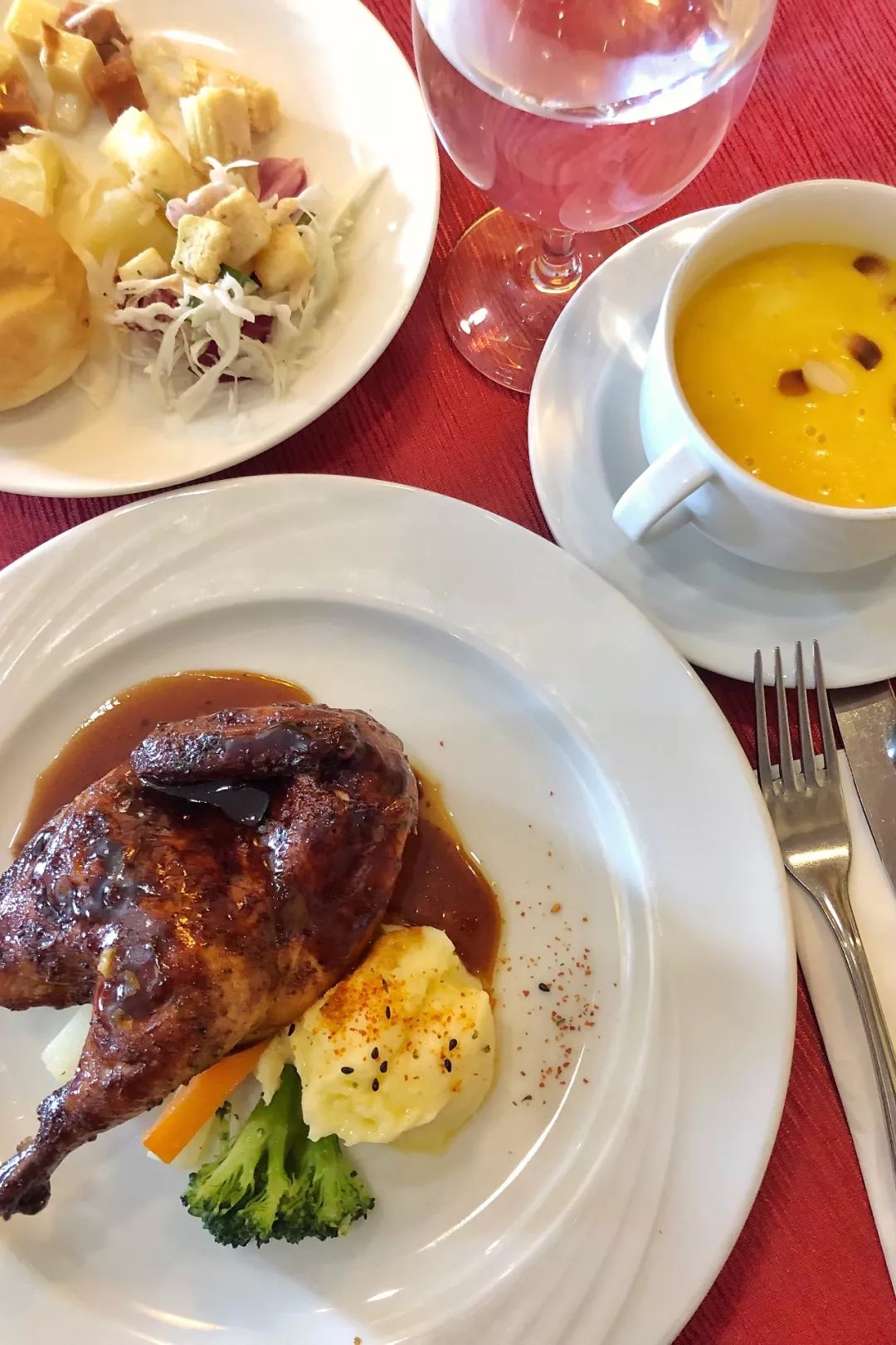 带着父母坐游轮到日本旅游,搭上邮轮去带着全家去旅行