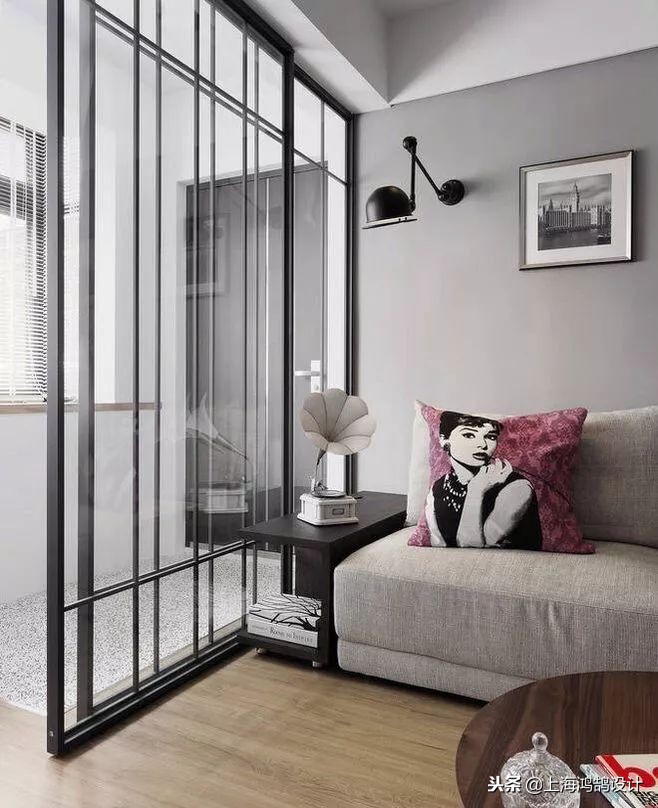 黑框极简玻璃门安装,家装玻璃门什么颜色的流行