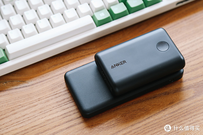 iphone无线充跟数据线有什么区别,iPhone数据线和充电头推荐