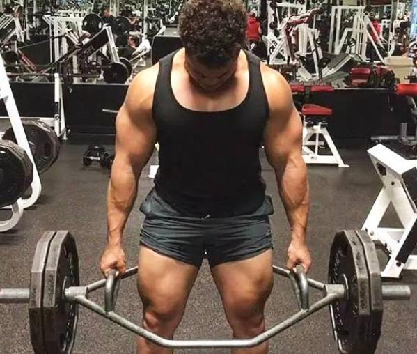 男生如何练胸肌视频教程,男生如何快速练胸肌