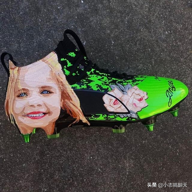 詹姆斯·麦迪逊上脚定制款PUMAONE19.1足球鞋